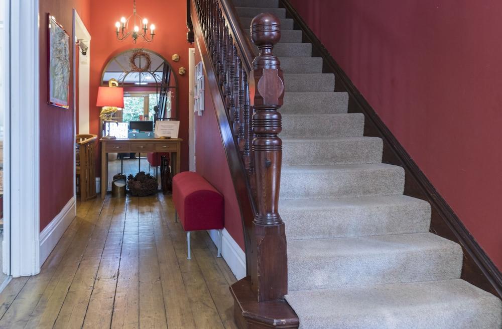 The Gables Guest House Ambleside Bagian luar foto